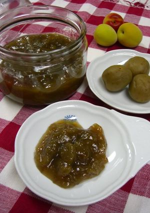 A picture of Umeshu Plum Jam.