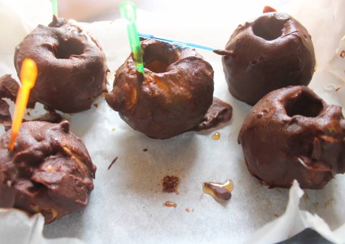 Manzanas cubiertas de chocolate Receta de jorbasmar- Cookpad