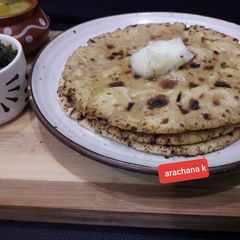 A picture of Makke ka rotla maize flour.
