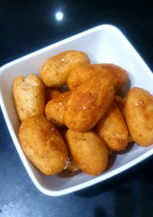 A picture of Bread paneer Pakode.