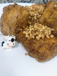 Una foto de Leche frita almendrada