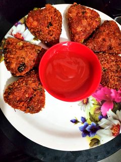 બીટ અને રતાળુ ની કટલેસ રેસીપી મુખ્ય ફોટો