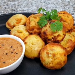 A picture of Vegetable Paddu.