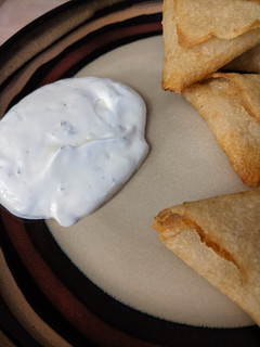 A picture of Creamy dill dip.