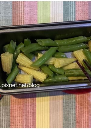 【簡易便當菜】小烤箱料理-原味蔬菜（玉米筍、四季豆） 的食譜成品照片