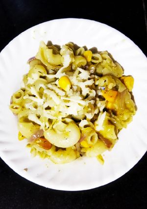 A picture of Cheese Macaroni.