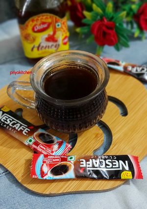 ब्लैक कॉफी इन 2 मिनट (Black coffee recipe in Hindi) रेसिपी मुख्य फोटो