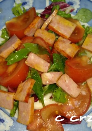 Una foto de Ensalada magro cerdo