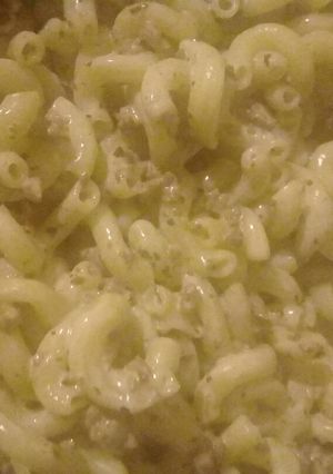 Una foto de Pasta🍜 con Carne, crema de leche y saborizador Deliciosa!!!😀