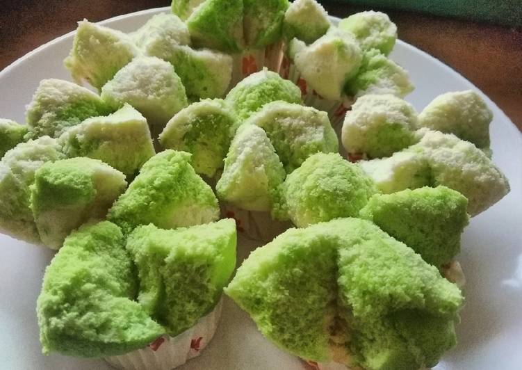  Resep  Bolu  kukus  mekar  lembut anti gagal oleh Arina Ulfa 