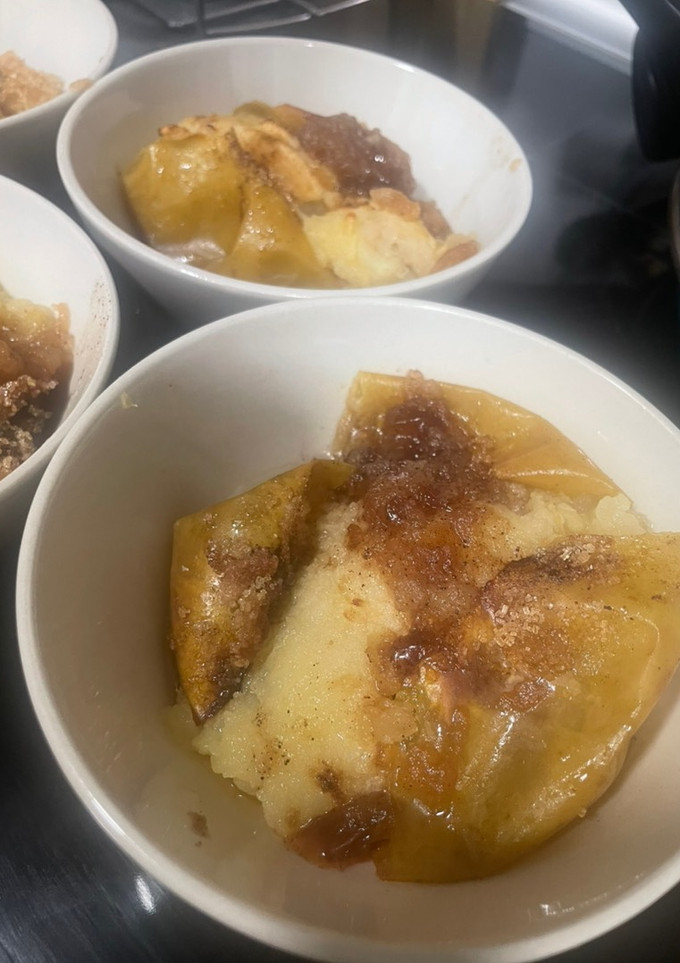 Una foto de Manzanas asadas al horno con un toque