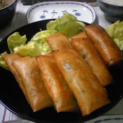 A picture of Spring Rolls with Lots of Cellophane Noodles.