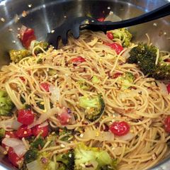 A picture of Broccoli Spaghetti.