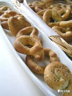 A picture of Taralli Italian Style Breadsticks.