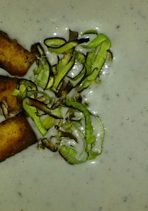 A picture of Sig's Aubergine (Eggplant) and crispy Leek Soup.