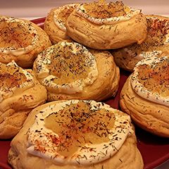 A picture of Pineapple Creamcheese Biscuits.