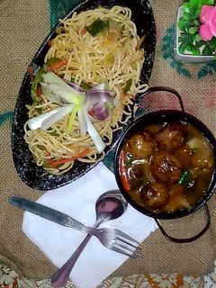 हक्का नूडल्स (hakka noodles recipe in Hindi) रेसिपी मुख्य फोटो