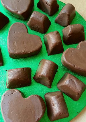 A picture of Vickys Chocolate Freezer Fudge.