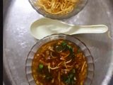 મનચાઉં નુડલ્સ સૂપ (Manchow Noodles Soup Recipe In Gujarati)