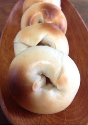 A picture of Chewy Yogurt Bagels.