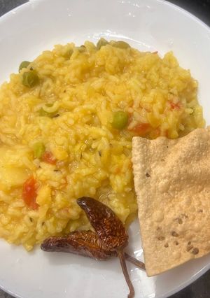 A picture of Khichidi.