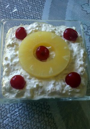 A picture of pineapple dessert.