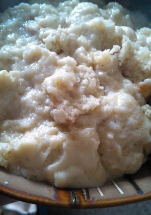 A picture of White Gravy.