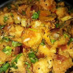 A picture of Masala idli.