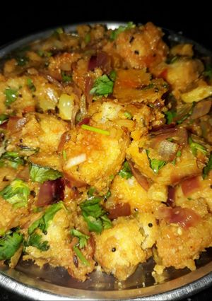 A picture of Masala idli.