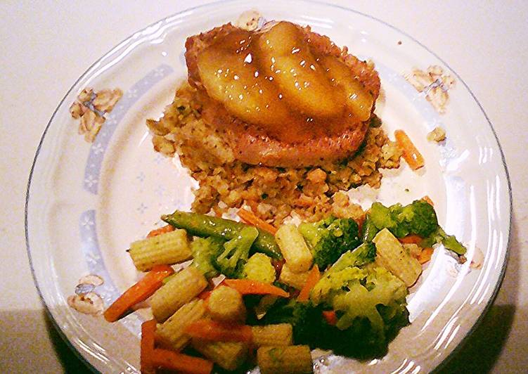 Tasy Pork Chops with Apple and Stuffing