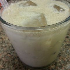 A picture of Snickers honey coffee smoothie.