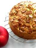 Perfect in Autumn! Light and Fluffy Apple and Black Tea Cake