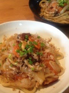 A picture of Stir Fried Udon Noodles with Yuzu Pepper.