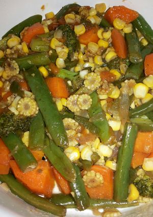 A picture of Colorful Mixed Vegetables.
