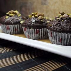 A picture of The Simplest Choclate Cup Cakes EVER!.