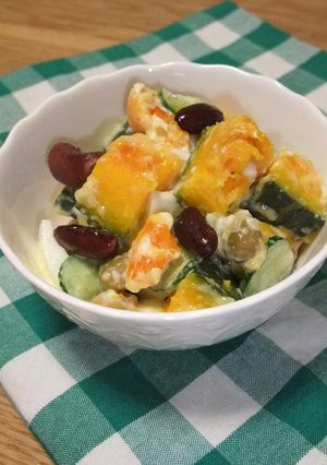 A picture of Rich Kabocha Squash Salad.