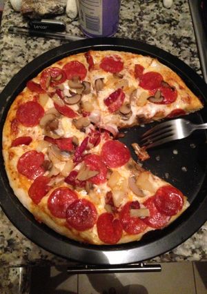A picture of Home Made Pizza! My Very Best.