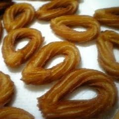 A picture of Churros Dough Made in the Microwave with Soy Milk and Brown Sugar (Japanese-Style Flavors).