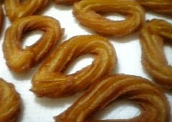 Churros Dough Made in the Microwave with Soy Milk and Brown Sugar (Japanese-Style Flavors)