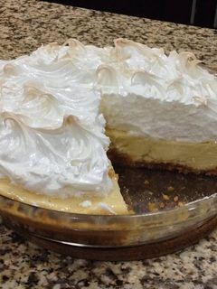 Una foto de Pie de Limón con Queso Crema