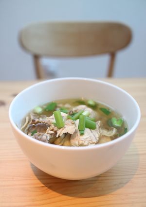 A picture of Ginseng Chicken Soup.