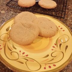 A picture of Peanut Butter Cookies.