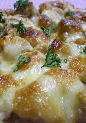 A picture of Chicken with Misonnaise.