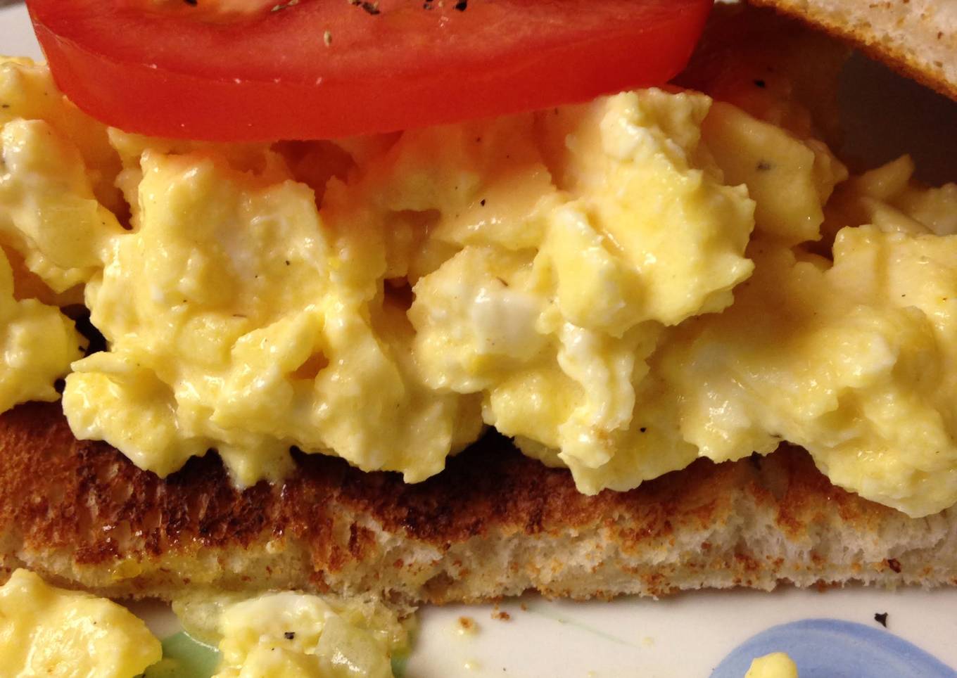 scrambled egg salad