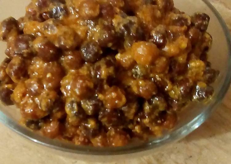 Simple Way to Prepare Homemade Spicy chick peas/Bengal gram