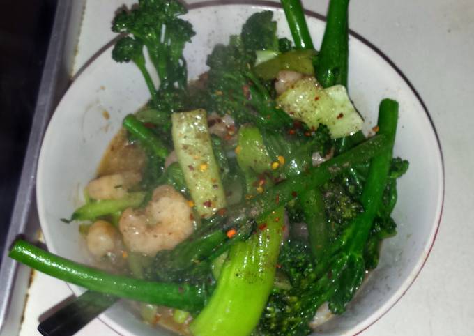 Wok-fried prawns with broccoli and bok choy