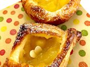 A picture of fruit preserves