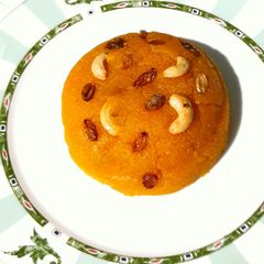 A picture of Kesari Bath/Rava Kesari.