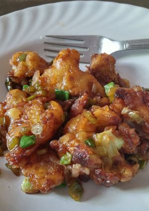 A picture of Cauliflower Manchurian.