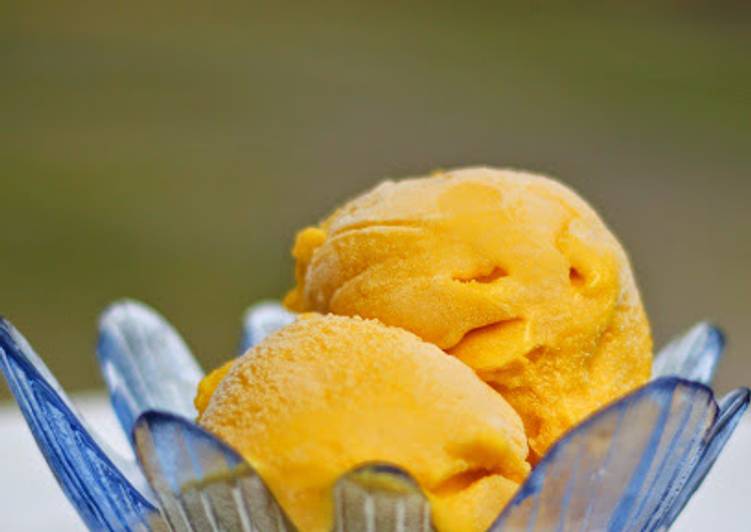 Fresh Mango Ice Cream